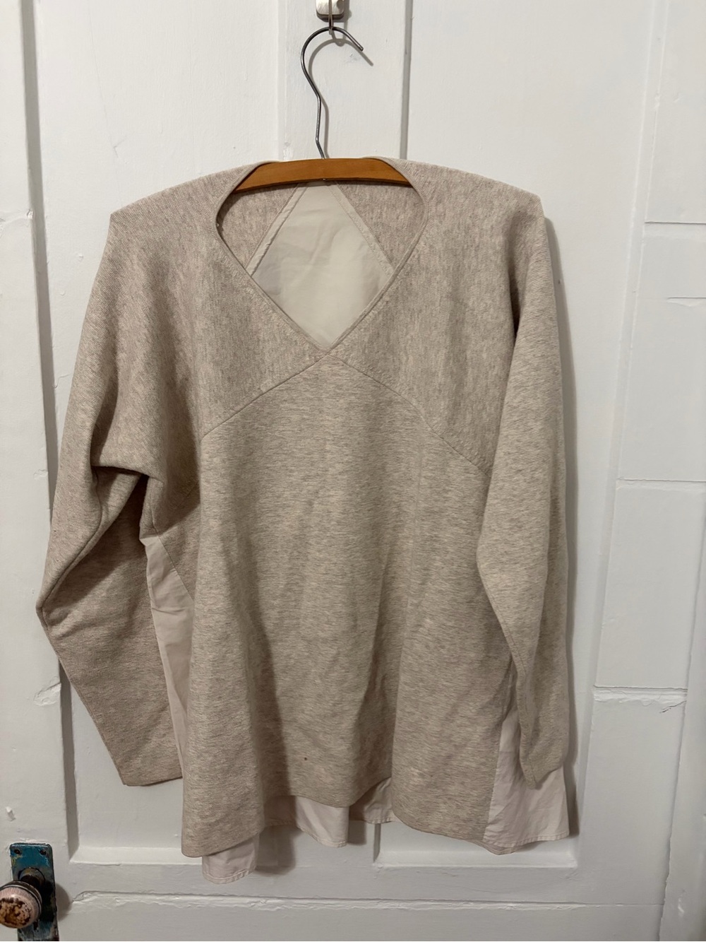 Cos Knitted Cotton Yak Hair Panels Oversized Top
Long Sleeve